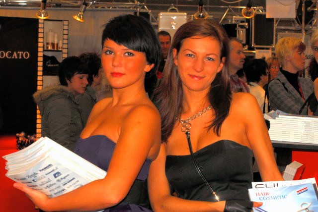 Open Hair 002.jpg